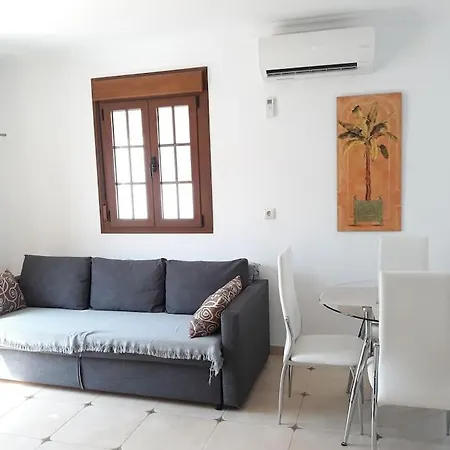 Apartment Laura 2 *